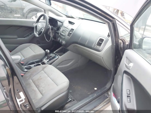 KIA FORTE LX 2017 3KPFK4A74HE065959 Image 5