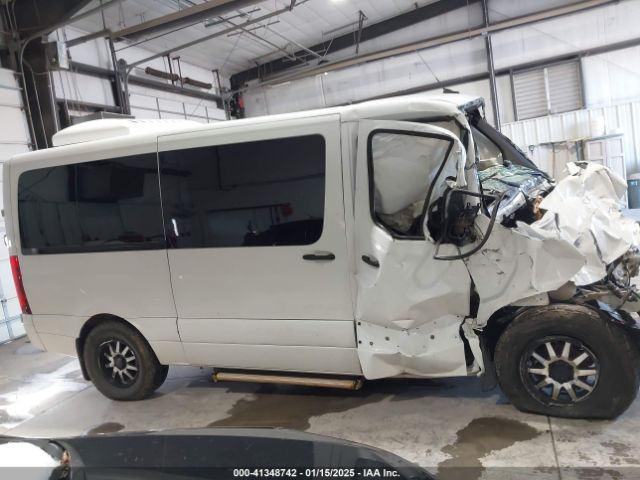 W1Z70FGY2LT038210 Mercedes-Benz Sprinter 1500 Standard Roof I4