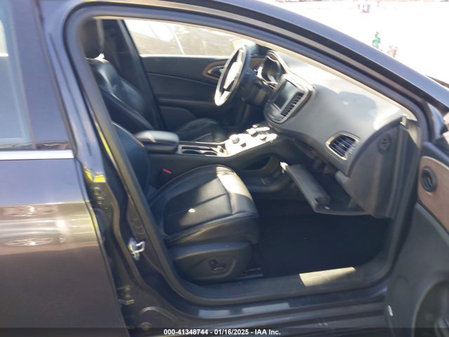 1C3CCCCB2FN539545 Chrysler 200 C