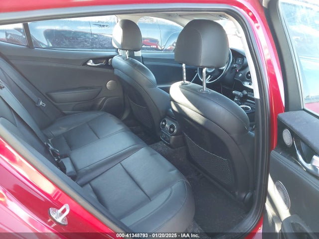 KNAE15LA2K6046124 KIA Stinger