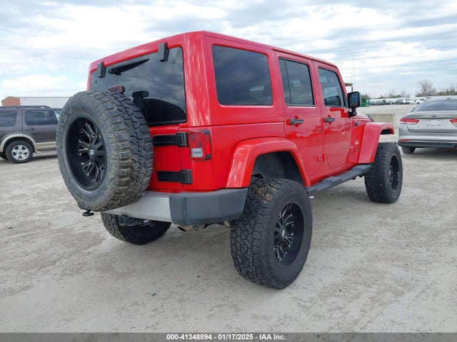 1C4BJWEG8EL246797 Jeep Wrangler Unlimited Sahara