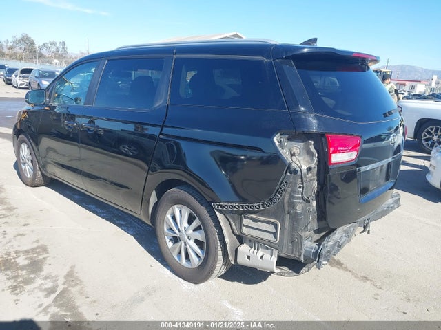 KIA SEDONA LX 2018 KNDMB5C12J6404512 Image 3