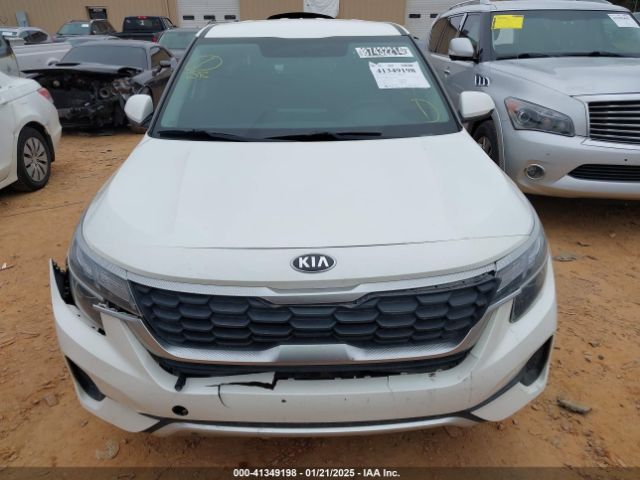 KNDEPCAA2M7118655 KIA Seltos Lx