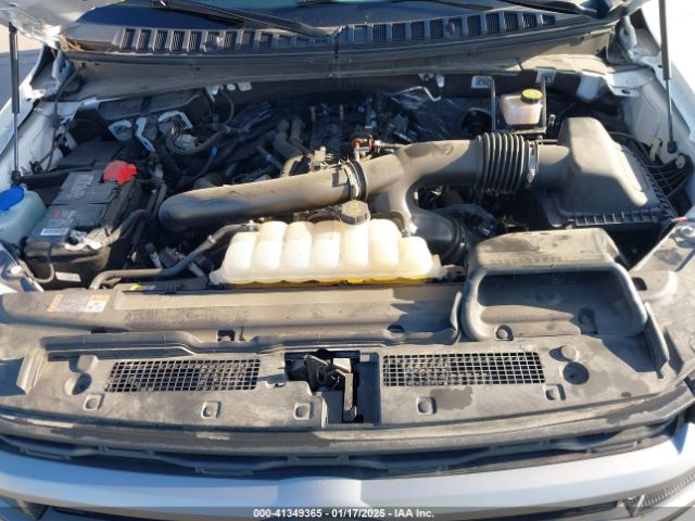 1FMJU1J85PEA60206 Ford Expedition Xlt