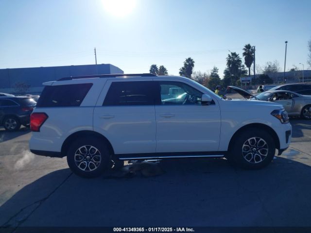 1FMJU1J85PEA60206 Ford Expedition Xlt