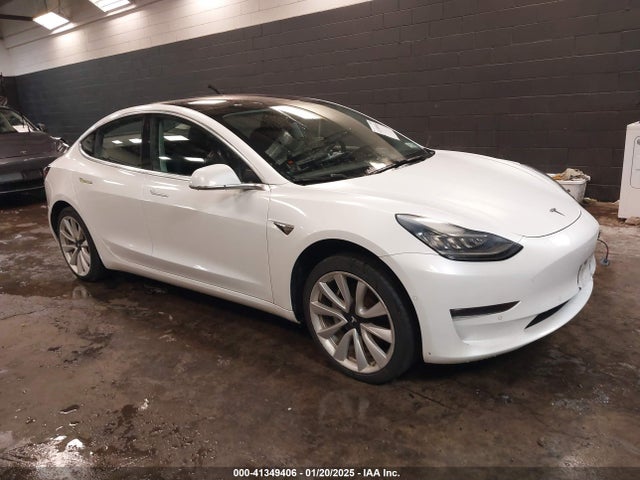 2018 TESLA MODEL 3 5YJ3E1EA0JF025358 Photo 0