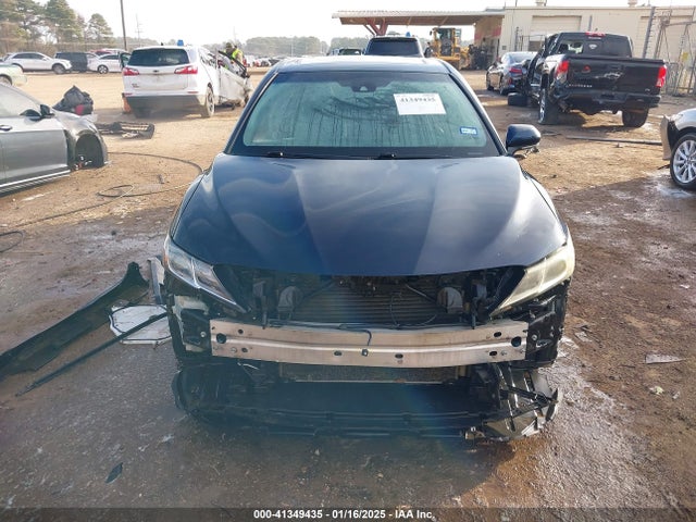4T1B11HK6JU620231 Toyota CAMRY SE