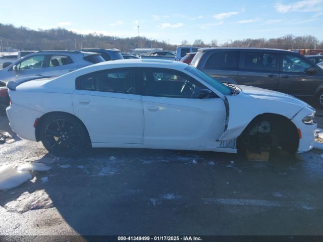 2C3CDXBG5HH593337 Dodge Charger Se Rwd