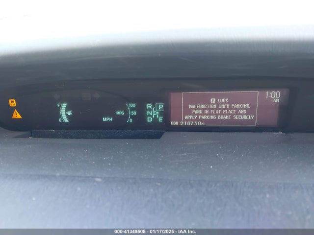 JTDKN3DU6F1971290 Toyota Prius Two
