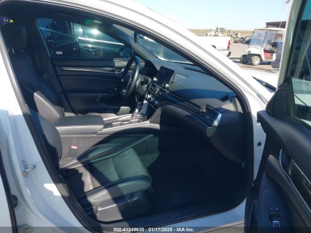1HGCV1F33JA212782 Honda Accord Sport