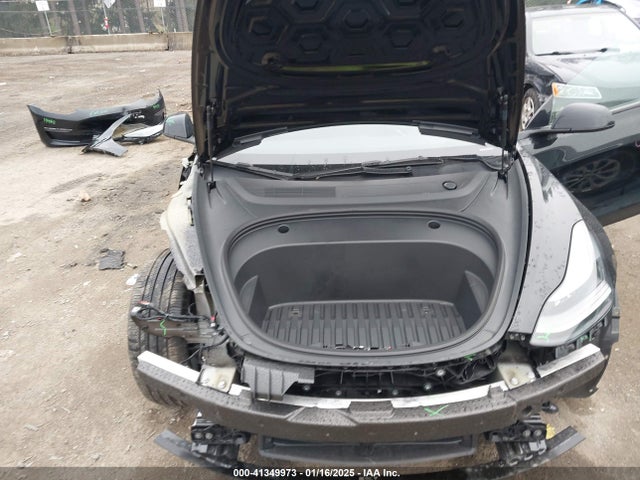 2023 TESLA MODEL 3 5YJ3E1EA5PF698235 Photo 9