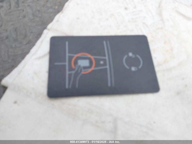 2023 TESLA MODEL 3 5YJ3E1EA5PF698235 Photo 10