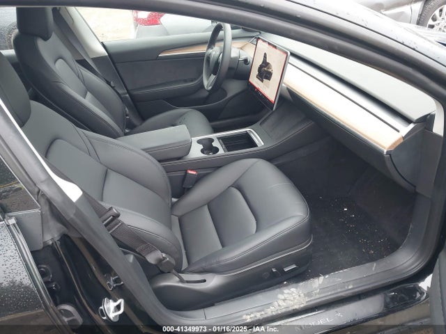 2023 TESLA MODEL 3 5YJ3E1EA5PF698235 Photo 4