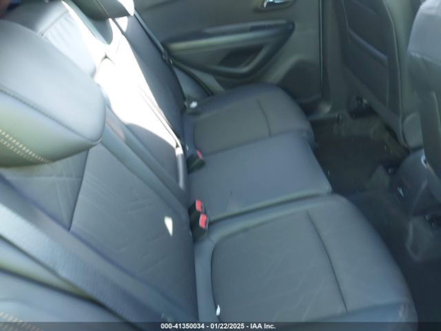 KL7CJPSM8NB558674 Chevrolet Trax Awd Lt