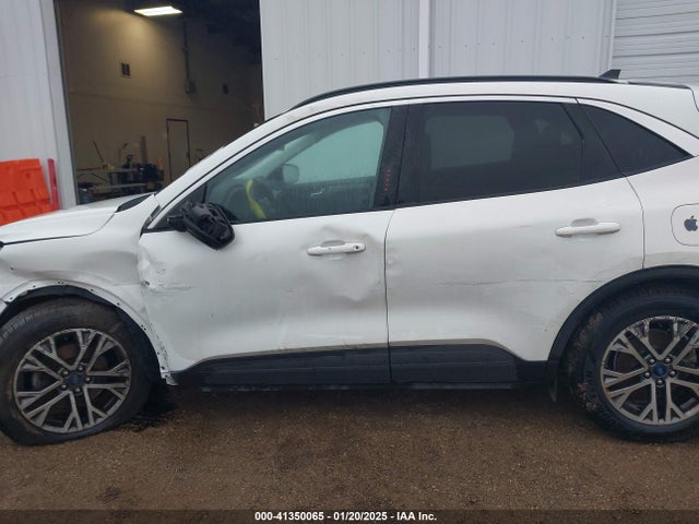 1FMCU0H65MUA33127 Ford ESCAPE SEL