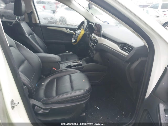 1FMCU0H65MUA33127 Ford ESCAPE SEL