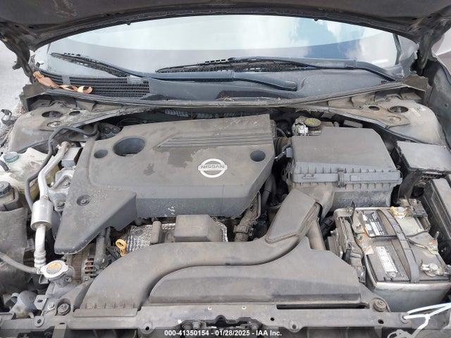 Nissan Altima 2.5 S 2014 1N4AL3AP9EN205681 Image 10