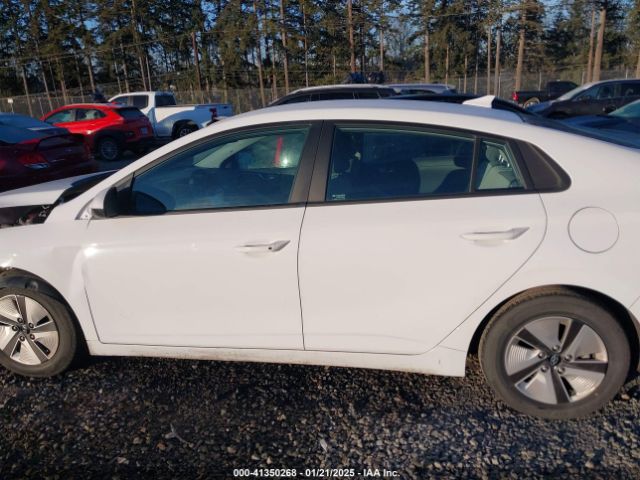 KMHC65LC8NU277666 Hyundai Ioniq Hybrid Blue