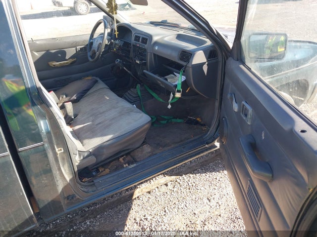 Продажа на аукционе авто 1994 Nissan Truck Xe, vin: 1N6SD11S5RC316425, номер лота: 41350513
