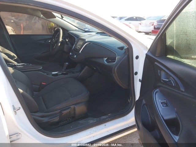 Chevrolet Malibu 1ls 2018 1G1ZB5ST8JF168417 Image 5
