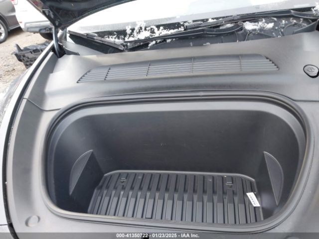 7SAYGAEE8NF531189 Tesla Model Y Long Range Dual Motor All-wheel Drive