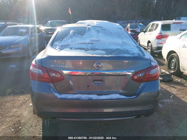 Nissan Altima 2.5 S 2018 1N4AL3AP4JC255183 Image 15