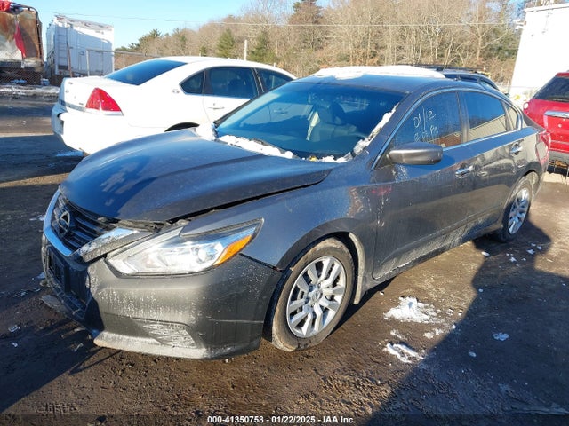 Nissan Altima 2.5 S 2018 1N4AL3AP4JC255183 Image 2
