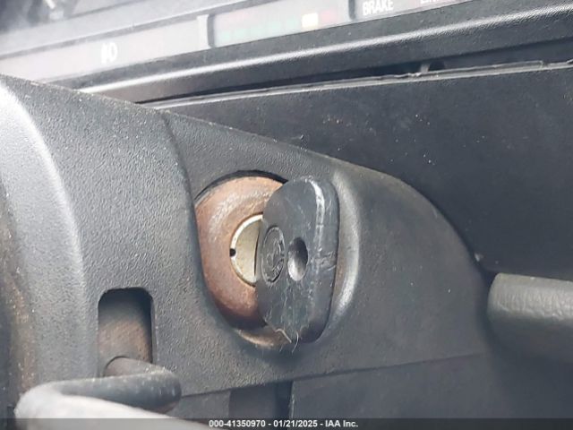 1988 BMW 325 WBABB2306J1945439 Photo 10