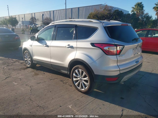 Ford Escape 2017 1FMCUOJ92HUE97793 Image 3