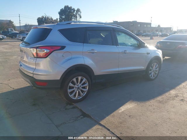Ford Escape 2017 1FMCUOJ92HUE97793 Image 4
