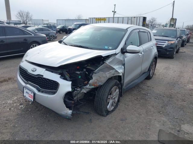 KNDPMCAC6J7485654 KIA Sportage Lx