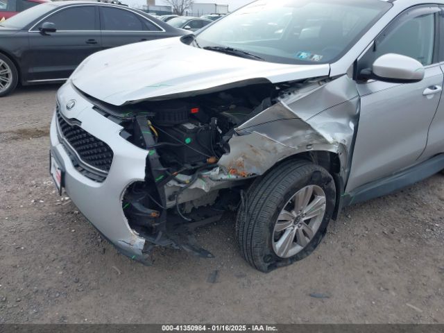 KNDPMCAC6J7485654 KIA Sportage Lx
