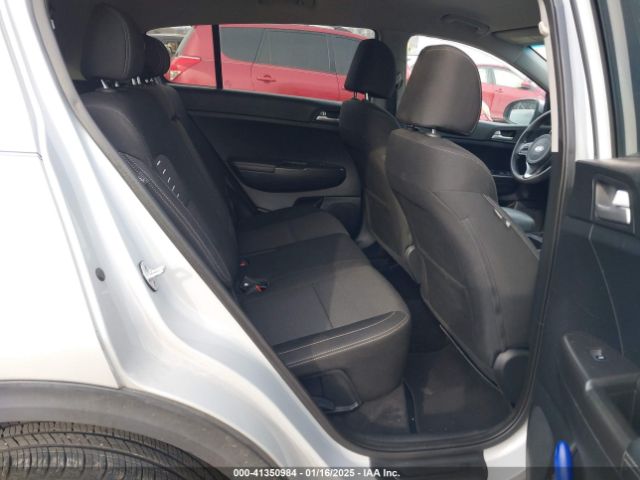 KNDPMCAC6J7485654 KIA Sportage Lx