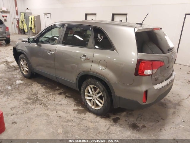 5XYKT3A6XEG545998 KIA SORENTO LX