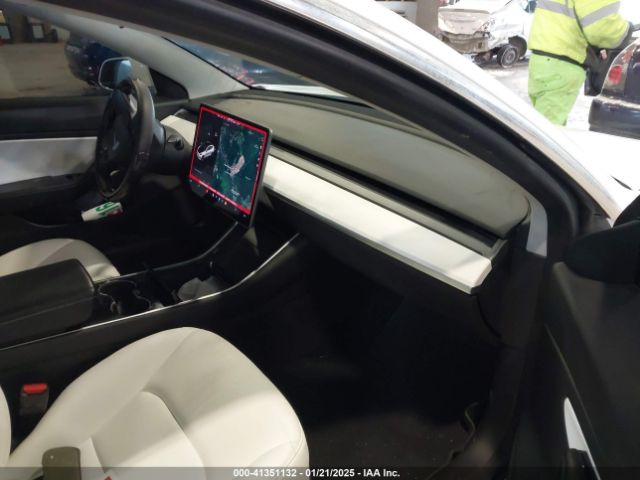2020 TESLA MODEL 3 5YJ3E1EB9LF622214 Photo 4