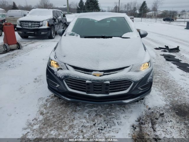 1G1BF5SM4H7232262 Chevrolet Cruze Premier Auto