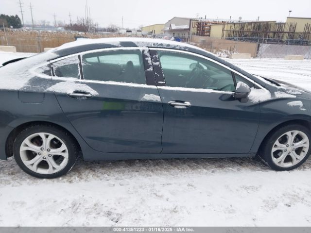 1G1BF5SM4H7232262 Chevrolet Cruze Premier Auto