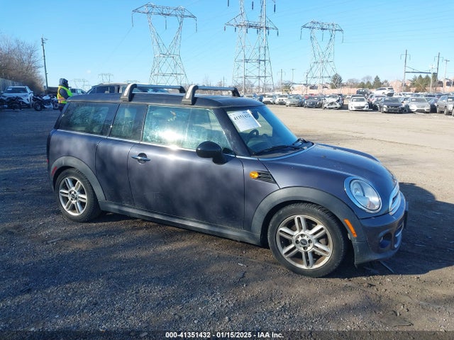 2013 MINI CLUBMAN WMWZF3C57DT571310 Photo 0