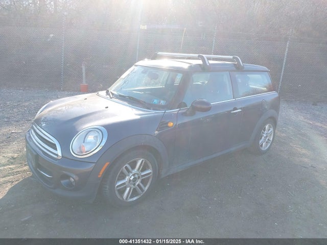 2013 MINI CLUBMAN WMWZF3C57DT571310 Photo 1