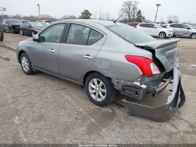 3N1CN7AP0EL829246 Nissan Versa 1.6 Sv
