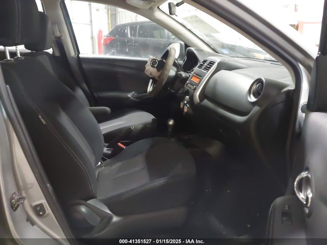 3N1CN7AP0EL829246 Nissan Versa 1.6 Sv