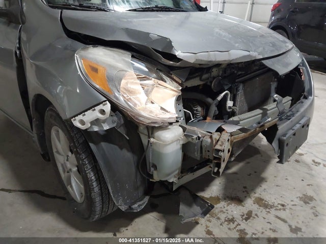 3N1CN7AP0EL829246 Nissan Versa 1.6 Sv