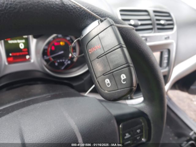 3C4PDCAB3JT381836 Dodge JOURNEY SE