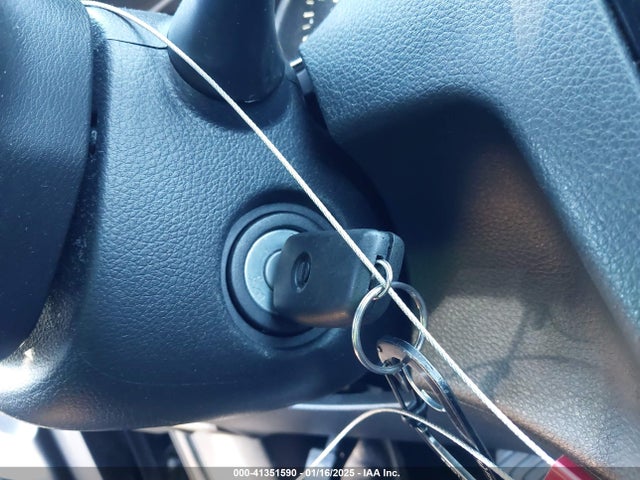 Nissan ROGUE S 2018 KNMAT2MTXJP581950 Image 11