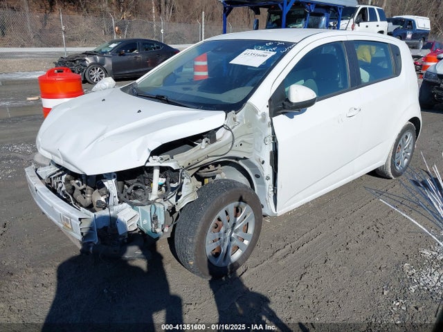 1G1JG6SB6L4110185 Chevrolet Sonic Fwd  1fl 5-door