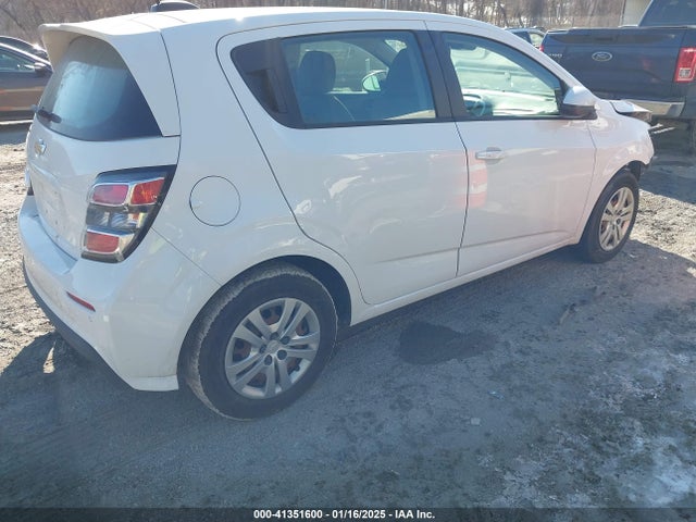 1G1JG6SB6L4110185 Chevrolet Sonic Fwd  1fl 5-door