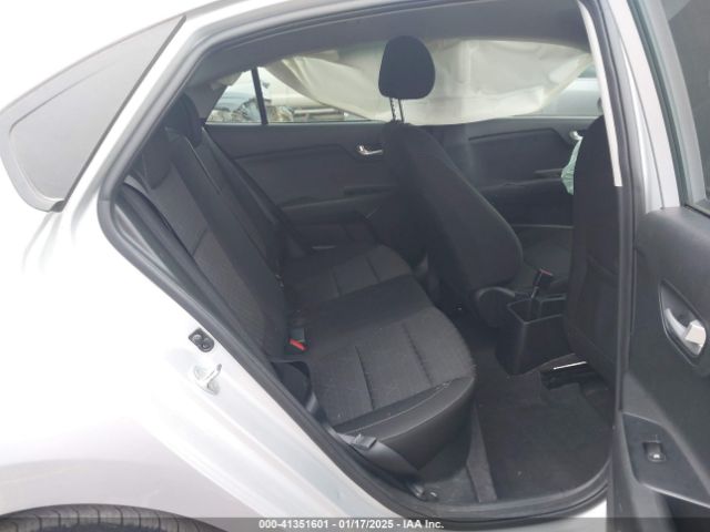 3KPA24AD5PE528576 KIA RIO LX