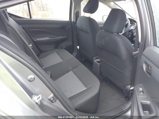 Nissan Versa 1.6 S 2024 3N1CN8DV2RL930150 Image 8
