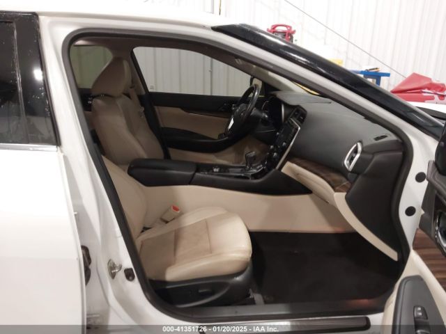 1N4AA6AP8GC391395 Nissan Maxima 3.5 Platinum