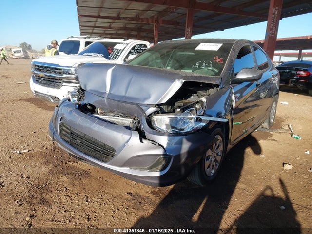 Hyundai ACCENT SE 2017 KMHCT4AE3HU299876 Image 2